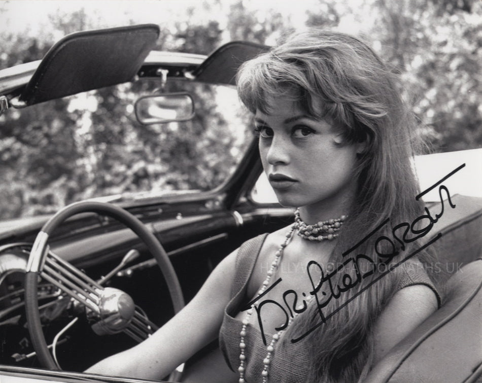 BRIGITTE BARDOT - Hollywood Legend