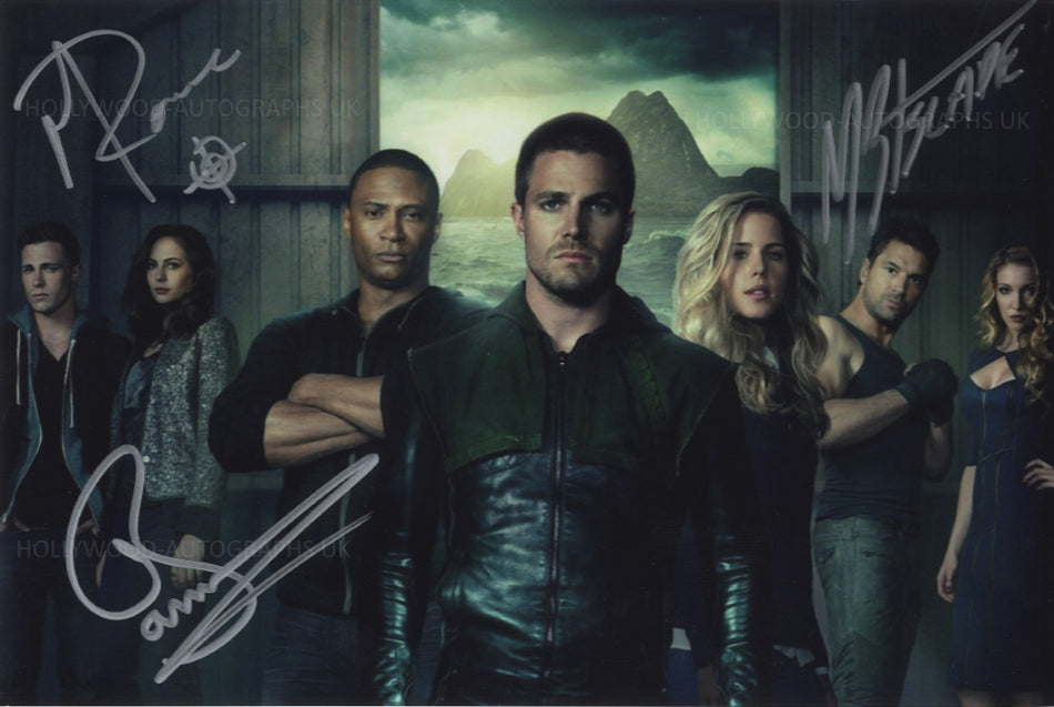 JOHN BARROWMAN, MANU BENNETT and MICHAEL ROWE - Arrow 8"x 12"