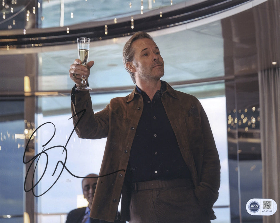 GUY PEARCE - Hollywood Star - ACG Certified