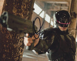 JOEL KINNAMAN - Robocop (2014) - (2)
