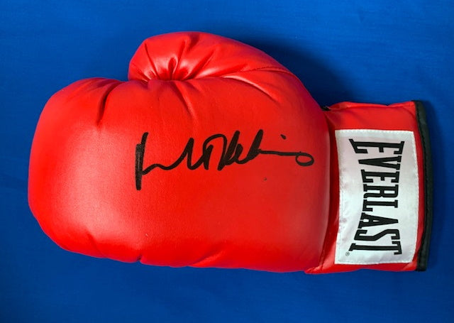 ROBERT DE NIRO Signed Boxing Glove